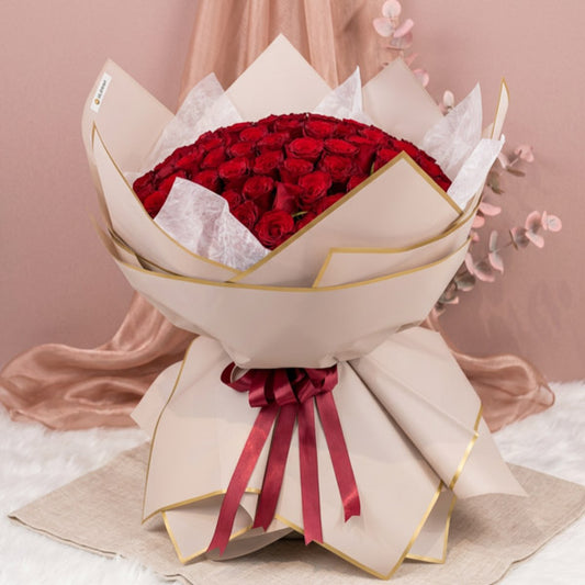 Luxury bouquet with 100 red China roses and Korean-style wrapping